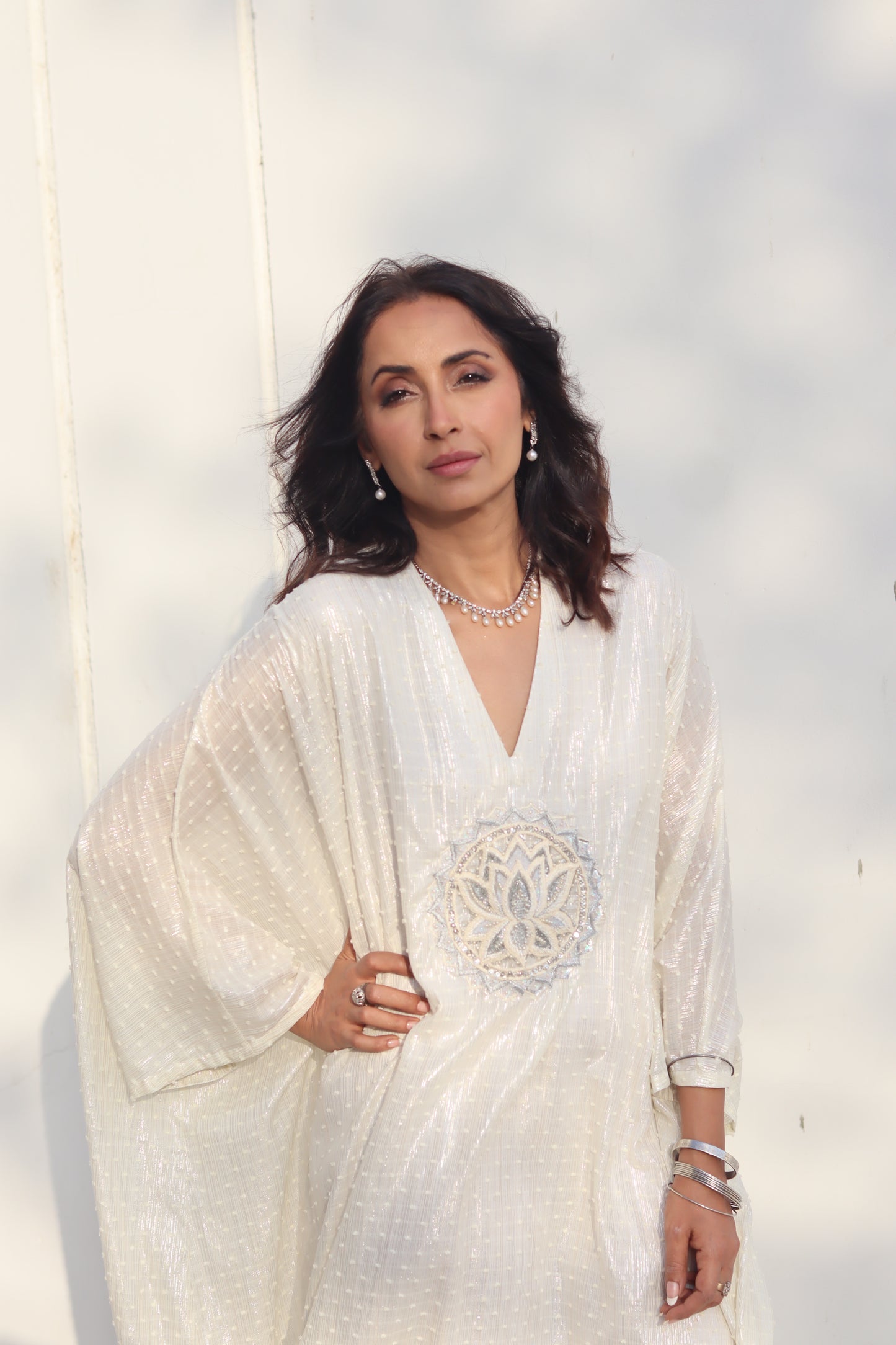 White lotus kaftan